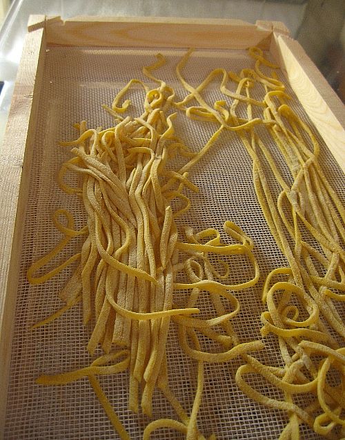 Italian Pasta Chitarra with Rolling Pin