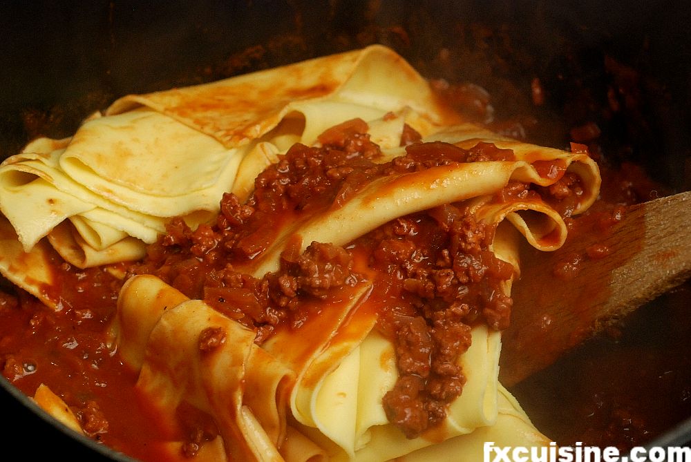 Ragu' alla siciliana – Sicilian meat ragout, family recipe